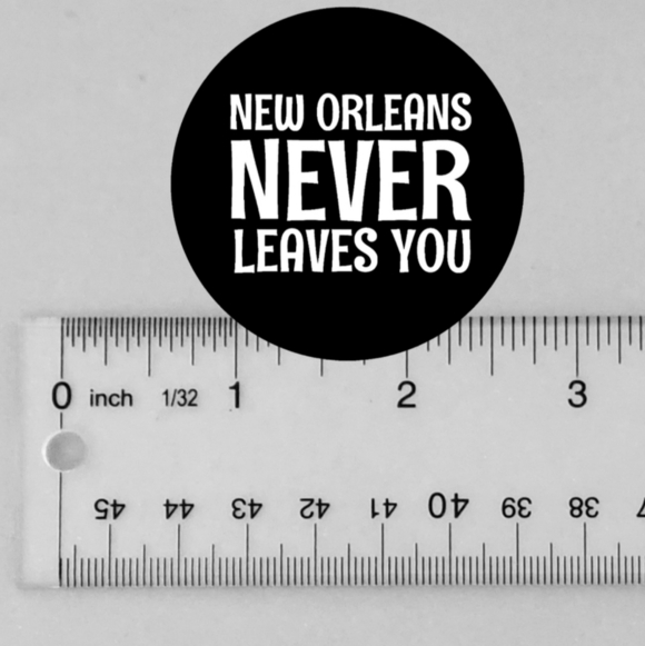 Little House On The Prairie Button Pin Set Laura Ingalls Wilder - Picture 3 of 6